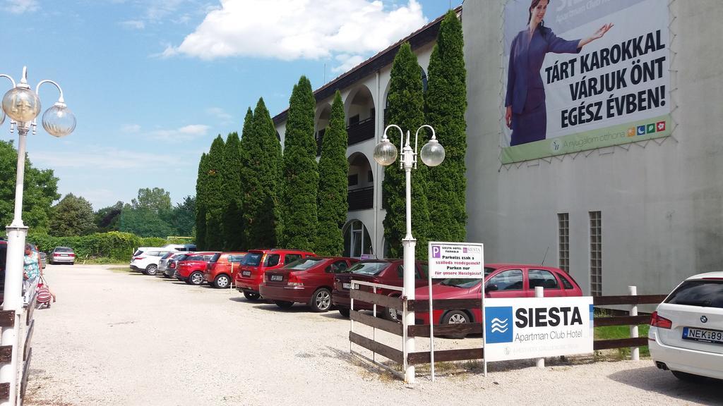 Siesta Club Apartman Harkány Esterno foto
