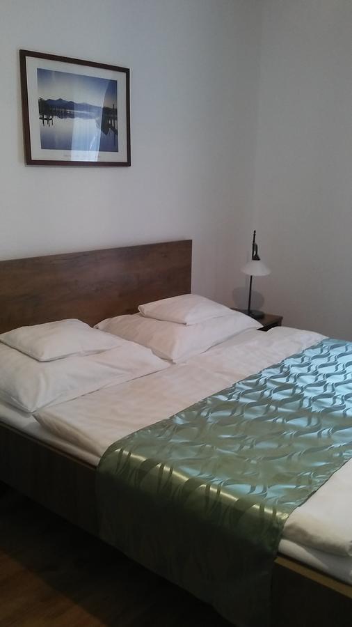 Siesta Club Apartman Harkány Esterno foto