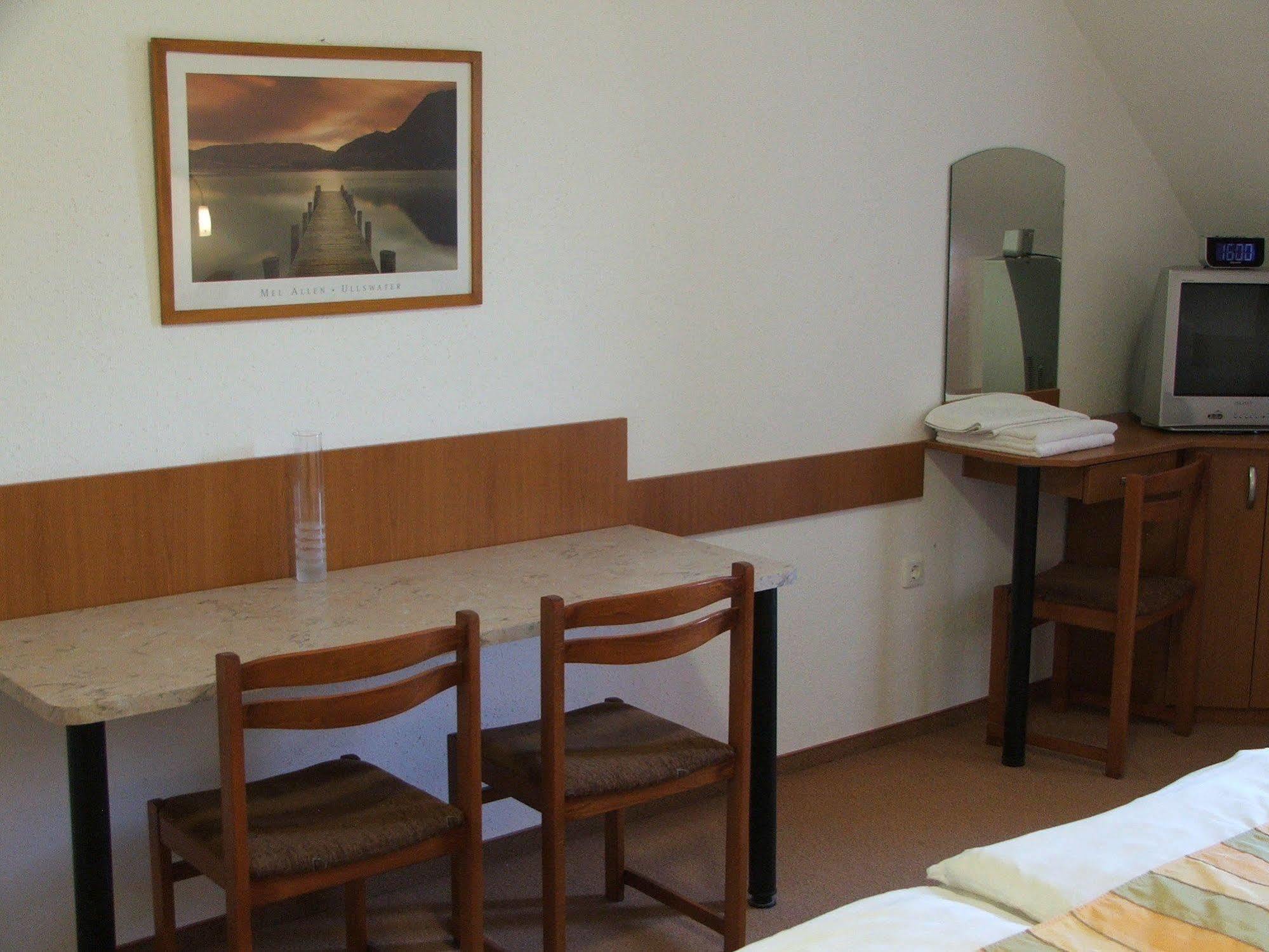 Siesta Club Apartman Harkány Esterno foto