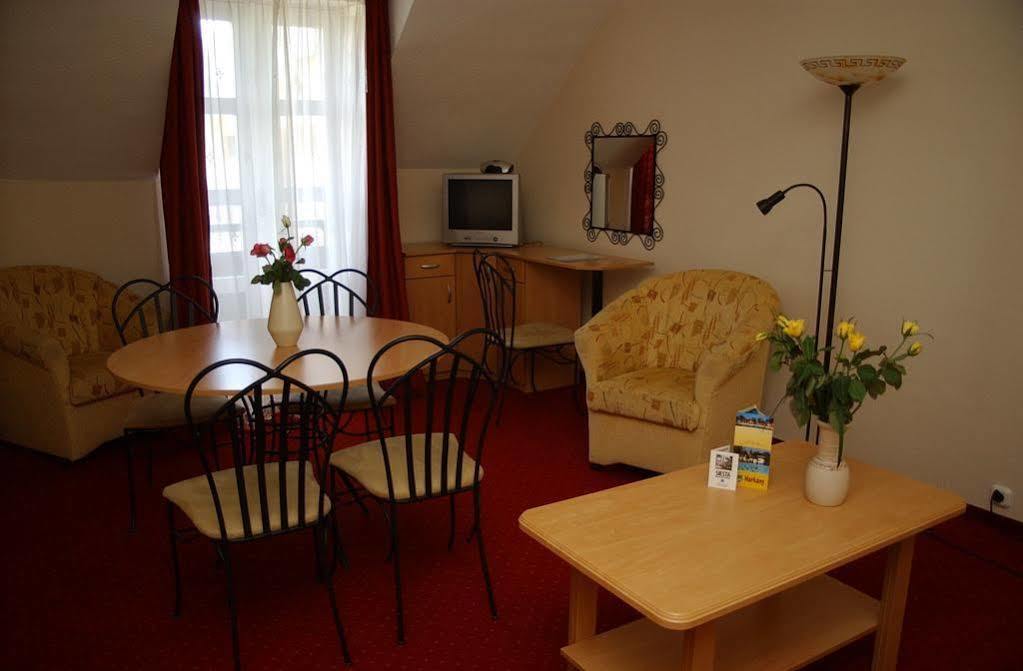 Siesta Club Apartman Harkány Esterno foto
